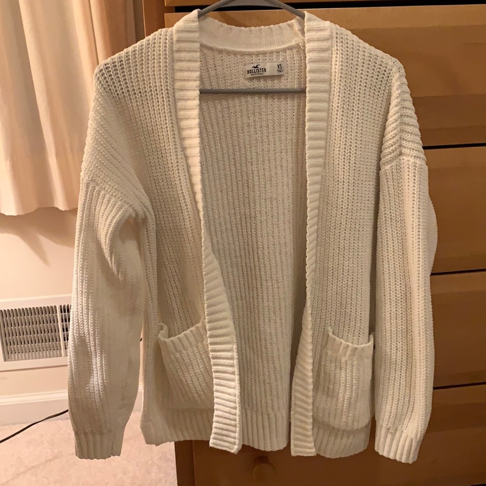Hollister cardigan